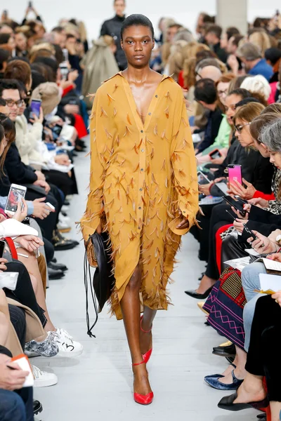 Look 26